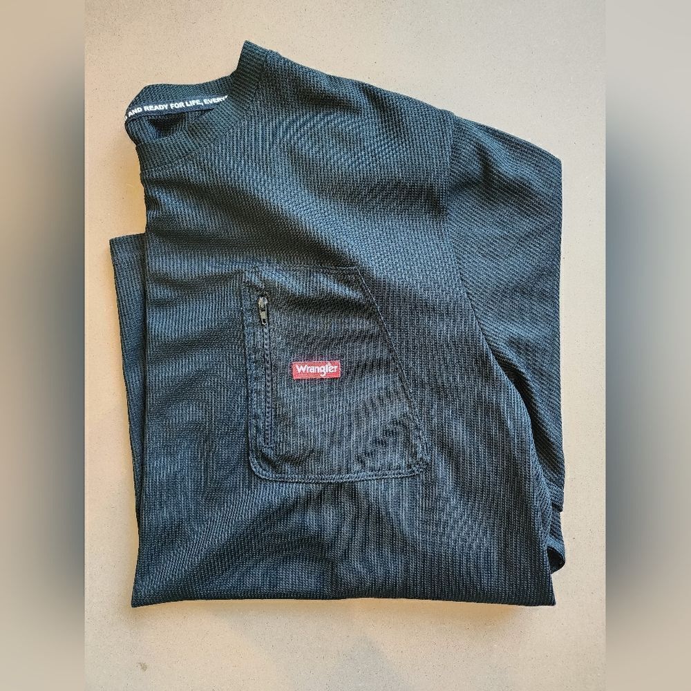 Wrangler Mens XL Crew Neck Long Sleeve Pull Over T Shirt Black